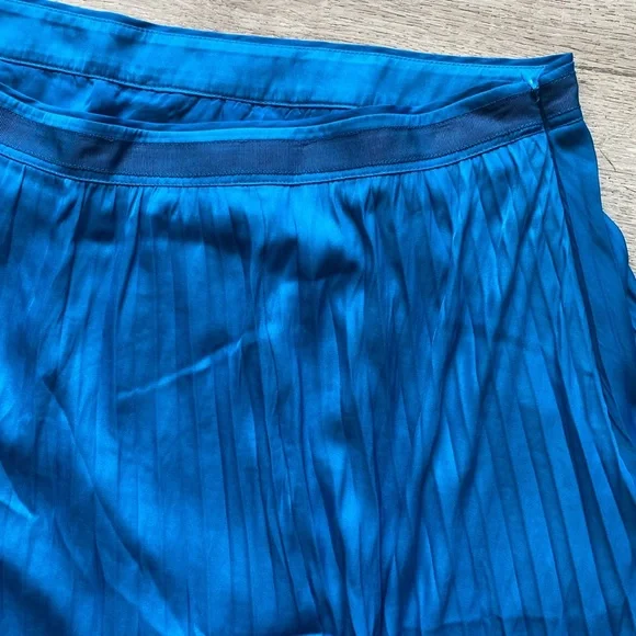 A+Anthro Pleated Slit Midi Skirt - Picture 7 of 9